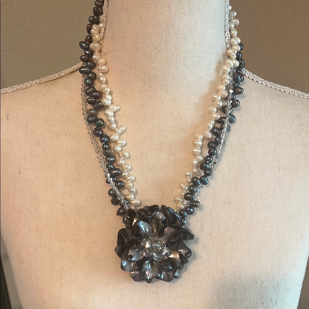 Elegant Pearls w Flower charm  Necklace